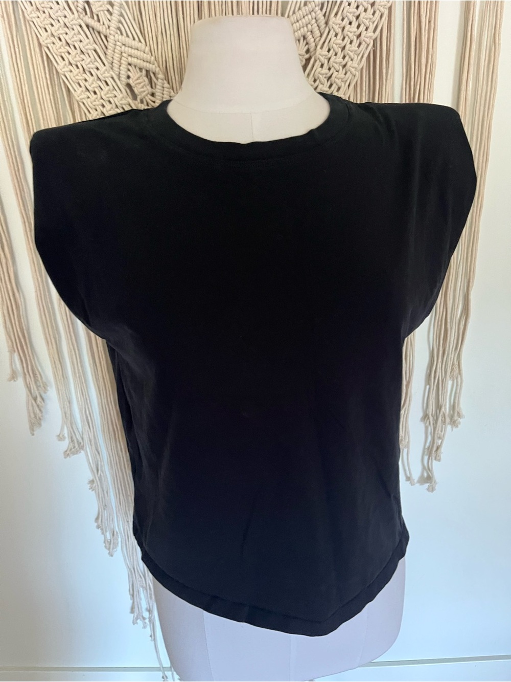 Zara Black Sleeveless Crewneck Tank Top With Shoulder Pads
